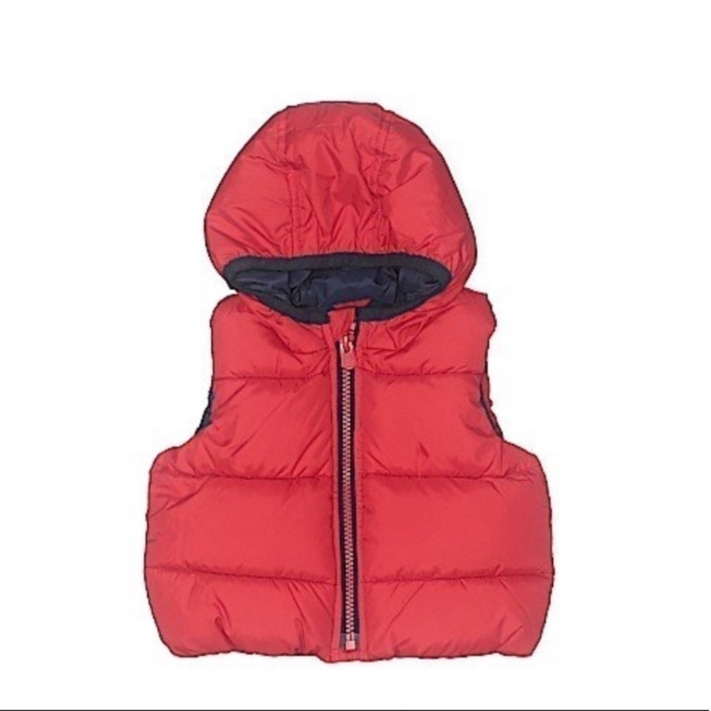 BABY Gap infant puffer vest (6-12 mo). Red